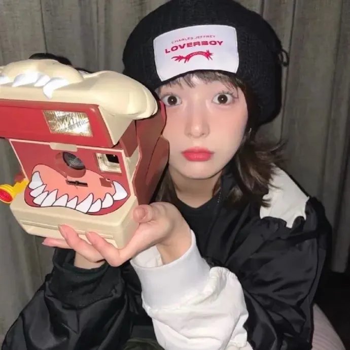 神女 海报